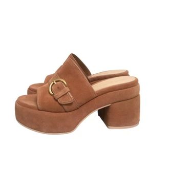 Gianvito Rossi Heeled Mules - Dames - Schoenen - Beige - Maat: 39 1/2 EU