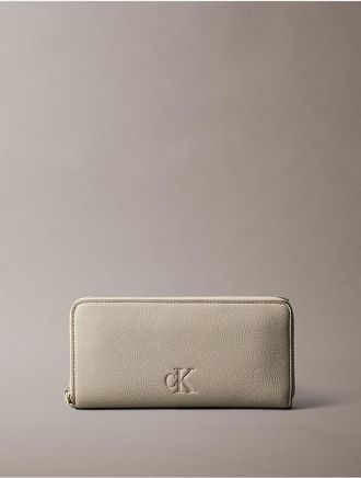 Calvin Klein Womens Ultralight Wristlet - Brown