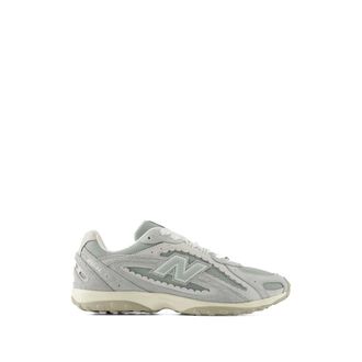 New Balance Sneakers, female, Gray, Size: 4 1/2 US 204L Sneakers