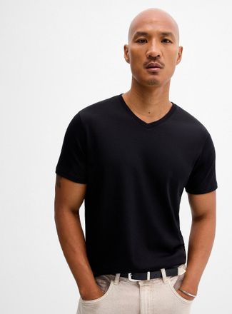 Robert Barakett Mens Luxurious Pima cotton V-neck T-shirt