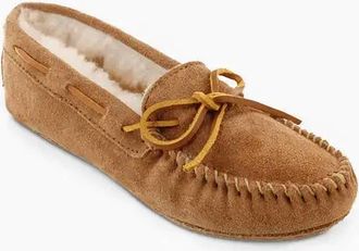 Minnetonka Womens Sheepskin Softsole Moccasins In Golden Tan