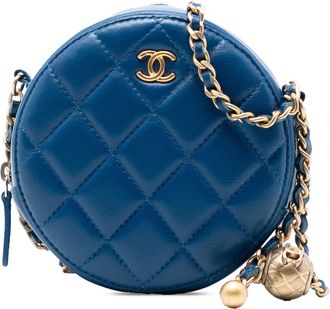 Chanel Pre-owned Womens Cc Quilted Lambskin Pearl Crush Round Clutch With Chain - Medium Blue Leather - One Size