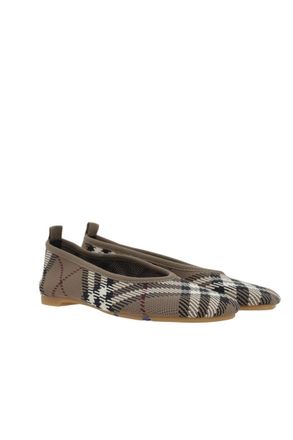 Burberry Flat Shoes