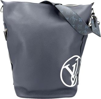 Louis Vuitton Navy Leather Shoulder Bag (Pre-Owned)