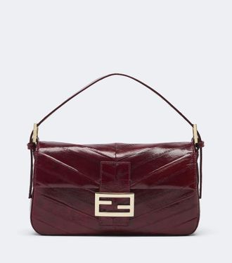 Fendi Borsa a spalla Baguette 26424 Small in pelle