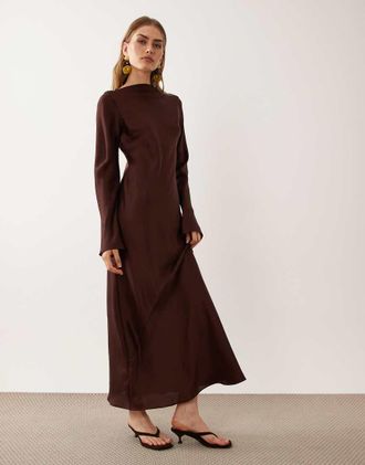 Asos Vestito lungo a maniche lunghe in raso color cioccolato-Multi