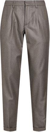 Cruna BOTTOMWEAR - Pantaloni su YOOX.COM