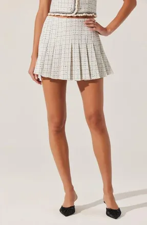 ASTR the Label Zoela Pleated Tweed Miniskort in Cream at Nordstrom, Size Small