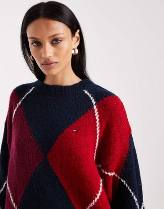 Tommy Jeans Maglione bordeaux e blu navy a losanghe