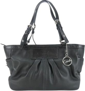 Coach Pre-owned Shoulder Bags, female, Black, Size: ONE SIZE Pre-owned Leather shoulder-bags