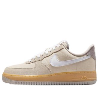 Nike (WMNS) Nike Air Force 1 07 Light Khaki White Gum HV4306-234