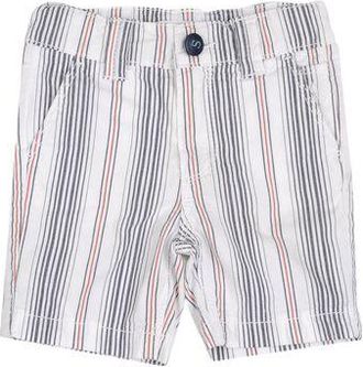 Siviglia BOTTOMWEAR - Shorts & Bermuda Shorts sur YOOX.COM