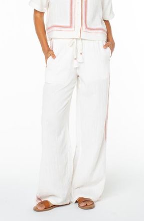 Roxy Fiesta Siesta Short Sleeve Woven Shirt in Cloud Dancer at Nordstrom, Size Xx-Large