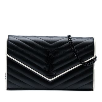 Saint Laurent Tweedehands Grain De Poudre Matelass&eacute; Chevron Monogram Kettingportemonnee