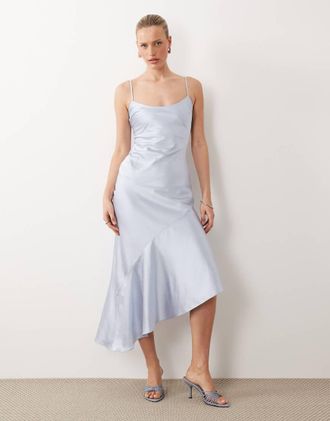 Asos Vestito sottoveste in raso blu ghiaccio con fondo asimmetrico