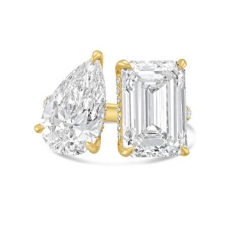 Diana M. Jewels 18KT YELLOW GOLD 2 STONE LAB GROWN DIAMOND FASHION RING WEIGHING 6.00 CTS TW
