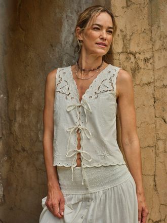 Fat Face FatFace Becky Ivory Regular Embroidered Waistcoat