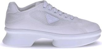 Prada Schoenen, Dames, Paars, 38 EU, Leer, Leren sneakers met gebeeldhouwde zool