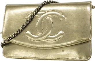 Chanel Metallic Gold Patent Leather Chain/Shoulder Wallet (Pre-Owned)