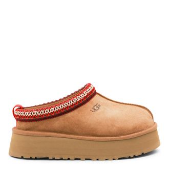 UGG Flat Shoes Chestnut