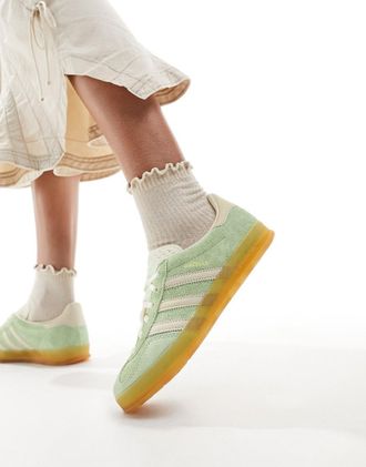 adidas Originals Gazelle Indoor - Sneakers verdi e gialle-Bianco
