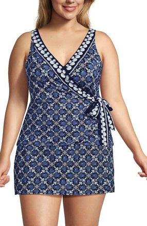 Lands End Chlorine Resistant Side Tie V-neck Tankini Swimsuit Top in Seashell Geo/navy Border at Nordstrom, Size 24W