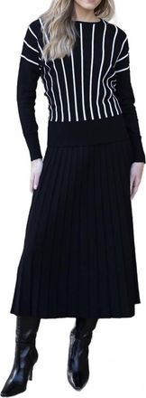 Marble Scotland Ladies Vertical Striped Sweater In Black/white