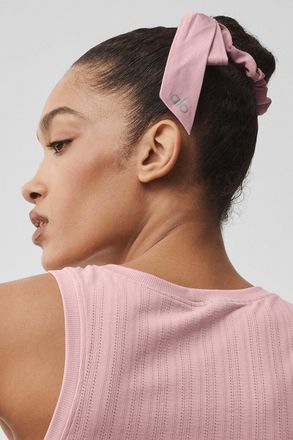 Alo | Love Knots Tie Scrunchie in Vintage Pink