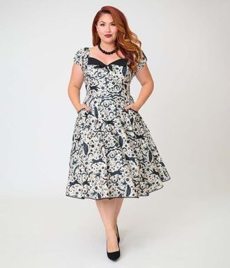 Unique Vintage Plus Size 1950s Sweetheart Swing Dress in Beige Ufo Print at Nordstrom, Size 3X