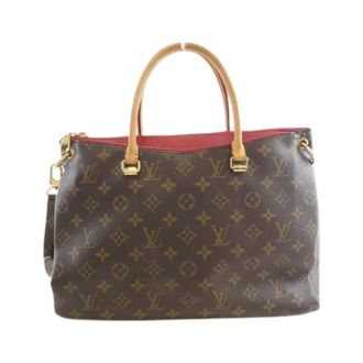 Louis Vuitton Pre-owned Handbags, female, Brown, Size: ONE SIZE Pre-owned Pallas Monogram Shoulder Bag