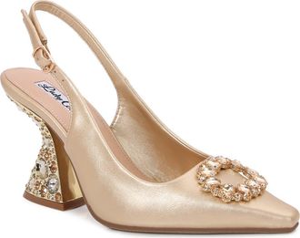 Lady Couture Spotlight Pointed Toe Slingback Pump in Gold at Nordstrom Rack, Size 13