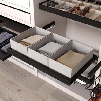 Emuca Kit De Bandeja, 3 Cestos Organizadores Y Bastidor De Gu&iacute;as Con Cierre Suave Para Armarios, Regulable, M&oacute;dulo 900mm, Negro Texturizado - Emuca