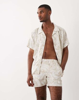 HUGO BOSS Boss - Piranha - Pantaloncini da bagno beige con stampa di foglie in coordinato-Neutro