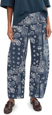 Free People Good Luck Printed Barrel Womens Jeans Navy Bandana : 32, Cotton/Denim