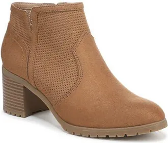 Life Stride Matilda Lug Sole Bootie in Tan at Nordstrom, Size 7.5