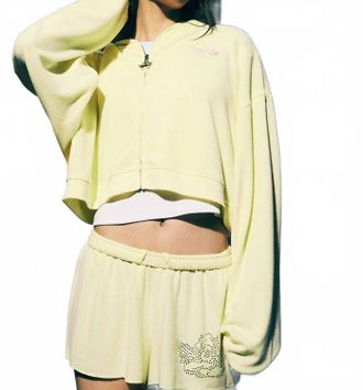 Boys Lie Boys Will Be Boys Who Lie Kimmy Short In Yellow