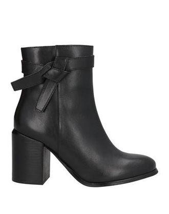 Tosca Blu Ankle boots