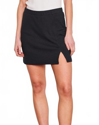 スカート Victoria Beckham Navy blue skirt in wool blend Victoria Beckham Navy blue skirt in wool blend | TheDoubleF