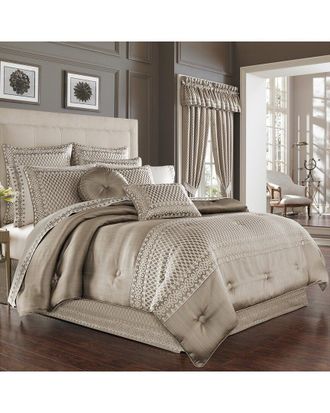 Five Queens Court Beaumont Comforter Set