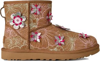 UGG Classic Mini Meadow - Dames - Winterlaarzen - Bruin - 37 EU - Wol - Schoenen