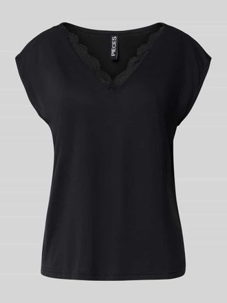 Pieces Loose Fit T-Shirt mit Spitzenbesatz Modell KAMALA in BLACK, Gr&ouml;&szlig;e XS