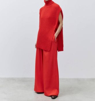 Alysi Sleeveless Turtleneck In Rosso