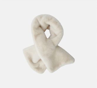 Oui Faux Fur Stole In Whitecap Grey