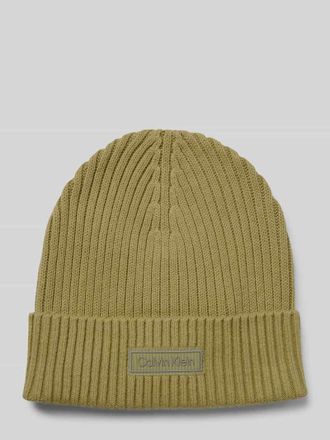 Calvin Klein Strickm&uuml;tze mit Kaschmir-Anteil und Label-Patch in Senf, Gr&ouml;&szlig;e 1