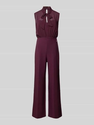 Rinascimento Rinascimento Jumpsuit mit Bundfalten in Bordeaux, Gr&ouml;&szlig;e XS