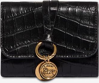 Chlo&eacute; Rechteckige Brieftasche aus Krokodilleder-Optik Alphabet