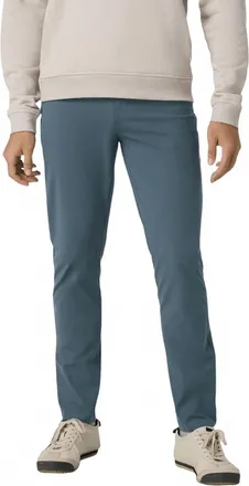Vuori Clothing Meta Athletic Slim Fit Pant - 32 In Blue Sea