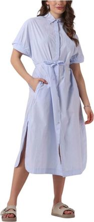 Knit-ted Lisette Midi Jurk Lichtblauw - Dames - Shirt Kleedjes - Blauw - M - Denim - Kleedjes