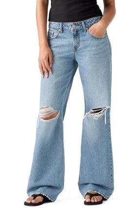 Levi's Low Loose Jeans in Shakey Ground at Nordstrom, Size 26 32
