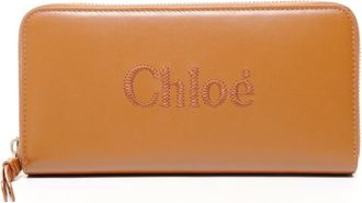 Chlo&eacute; Brown Leather Long Wallet (Bi-Fold) (Pre-Owned)